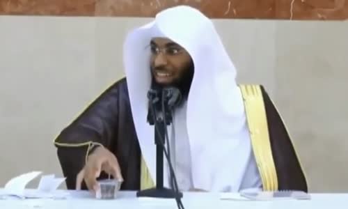 مذيع أمريكي يفضح علماء البلاط ويقول الإسلام دين العلم وبعض العلماء أساءوا له 