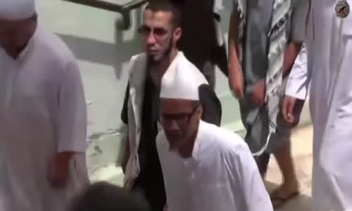   (لاجل هذا يضايق الشيخ علي بن حاج (قاعدة شعبية 