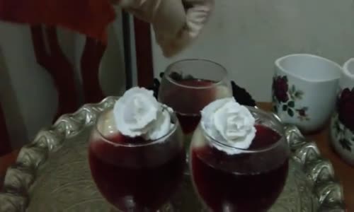 ‫طريقة عمل  الورده الجوري بكريم شانتي‬‎